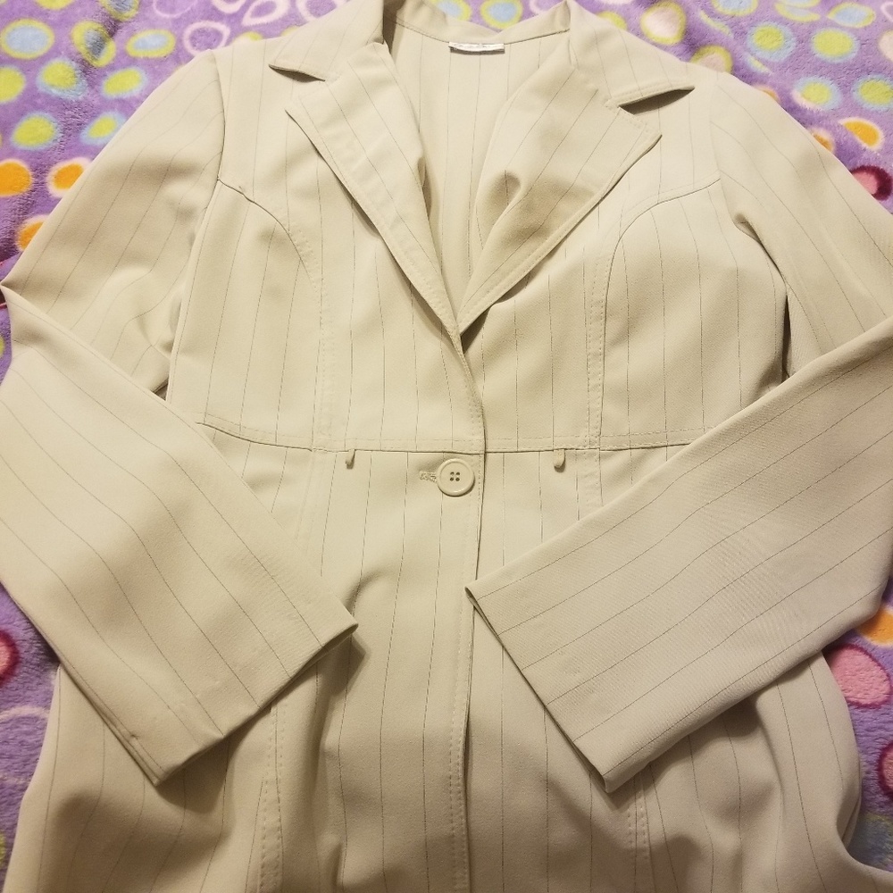 Jacket. Womens.